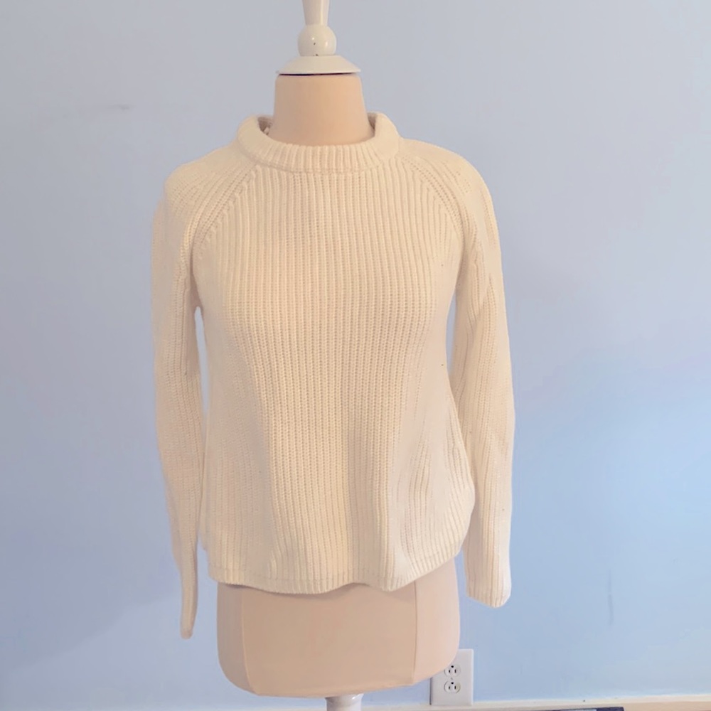 Quince Small white crew neck boyfriend sweater